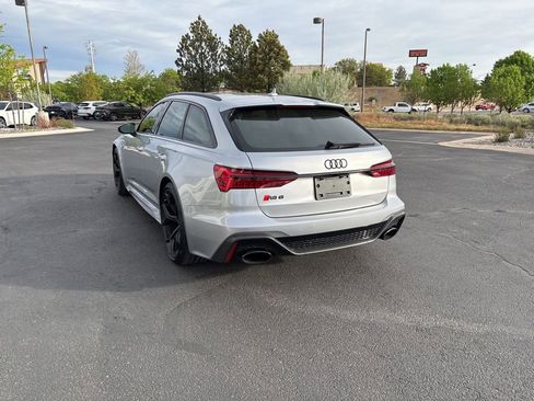 Used 2024 Audi RS 6 performance image 3