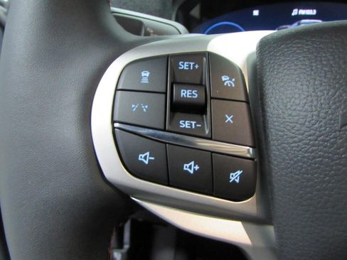 New 2026 Ford Explorer Active w/ Active Comfort Package AWD/4WD image 26