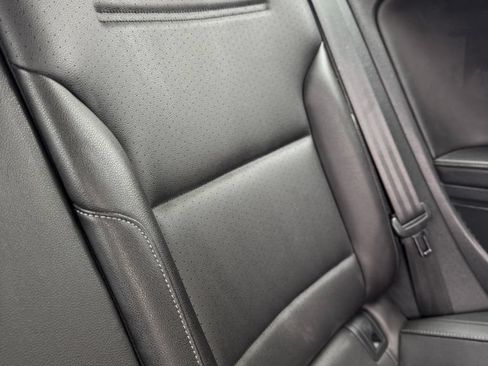 Used 2015 Volkswagen Golf S FWD image 33