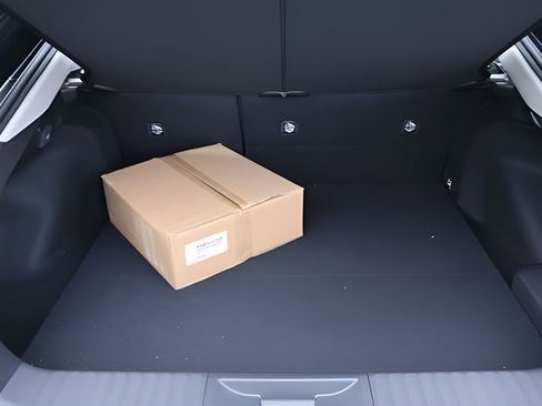 New 2026 Toyota Prius Plug-In Hybrid image 15