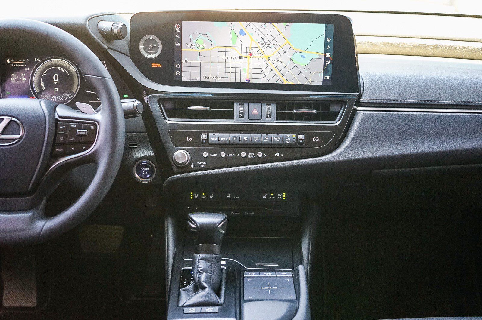 Used 2022 Lexus ES 300h w/ Premium Package FWD image 16