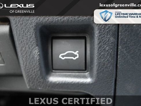 Used 2023 Lexus IS 300 w/ Comfort Package RWD image 15