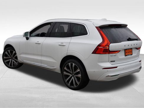Used 2023 Volvo XC60 B5 Ultimate AWD/4WD image 7