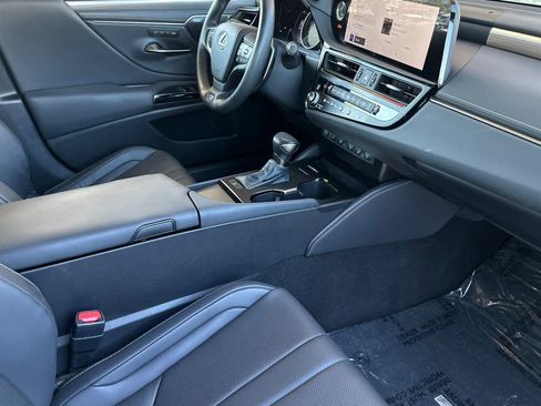 Certified 2023 Lexus ES 350 F Sport w/ Accessory Package (Z1) FWD image 16