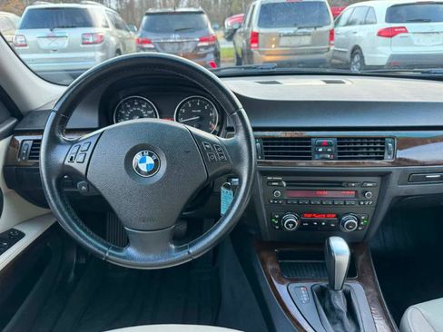 Used 2010 BMW 328i Sedan image 18