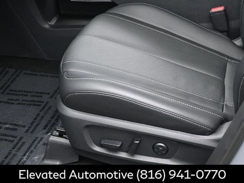 Certified 2025 INFINITI QX60 Luxe w/ Black Edition AWD/4WD image 17