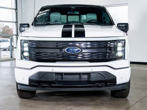 Used 2023 Ford F150 Lightning Platinum image 3
