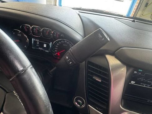Used 2020 Chevrolet Suburban Premier w/ Max Trailering Package AWD/4WD image 21