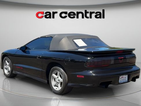 Used 1995 Pontiac Firebird Formula RWD image 3