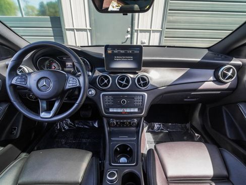 Used 2019 Mercedes-Benz CLA 250 4MATIC image 16