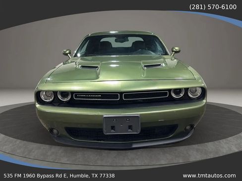 Used 2018 Dodge Challenger GT w/ Driver Convenience Group AWD/4WD image 2