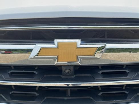 Used 2024 Chevrolet Traverse LT FWD image 31