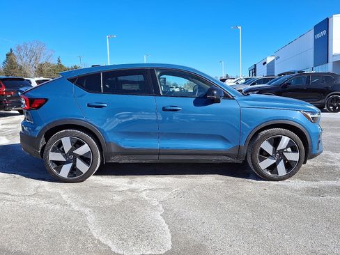 Certified 2024 Volvo C40 P8 Recharge Plus w/ Climate Package AWD/4WD image 7