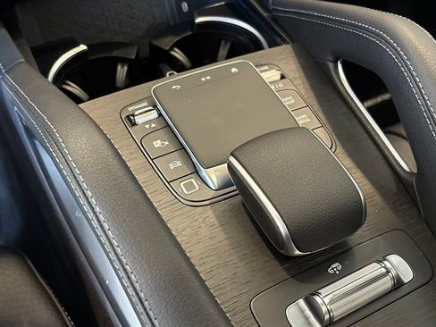 New 2026 Mercedes-Benz GLS 450 4MATIC image 19