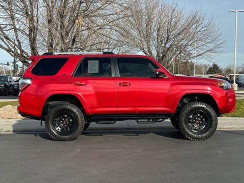 Used 2023 Toyota 4Runner SR5 image 8