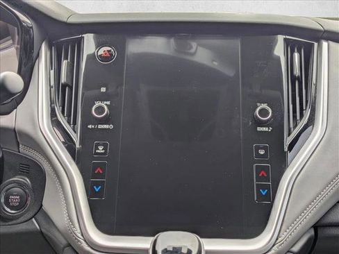Used 2023 Subaru Outback Premium image 9