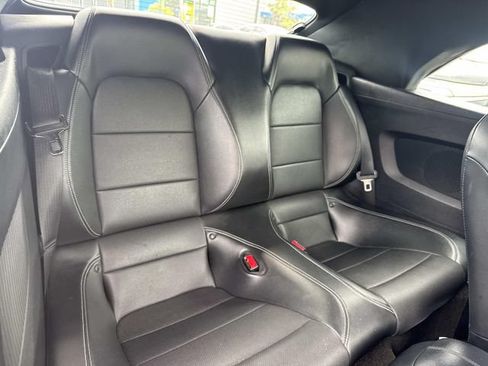 Used 2017 Ford Mustang GT Premium RWD image 9