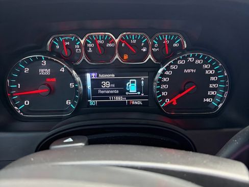 Used 2019 Chevrolet Suburban LT AWD/4WD image 6