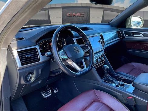 Used 2023 Volkswagen Atlas Cross Sport SEL Premium R-Line image 13