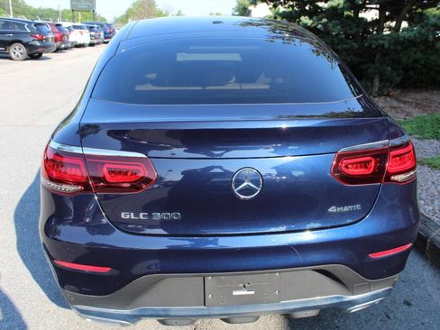 Used 2021 Mercedes-Benz GLC 300 4MATIC Coupe image 7