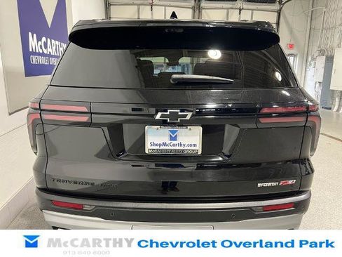 Used 2024 Chevrolet Traverse Z71 w/ Enhanced Driving Package AWD/4WD image 6