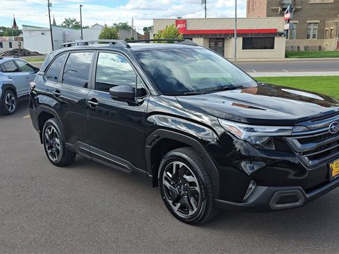 New 2025 Subaru Forester Limited image 3