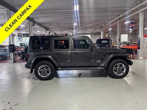 Used 2021 Jeep Wrangler Unlimited Sahara w/ Cold Weather Group AWD/4WD image 6