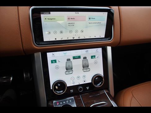 Used 2018 Land Rover Range Rover Autobiography image 37