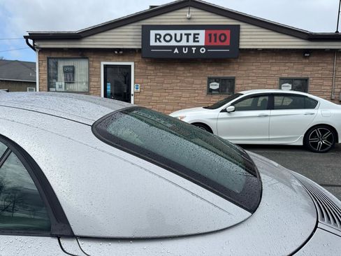 Used 2001 Porsche 911 Carrera 4 image 23