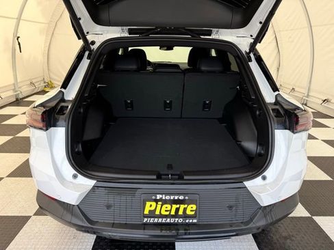 New 2026 Chevrolet Equinox EV LT image 4