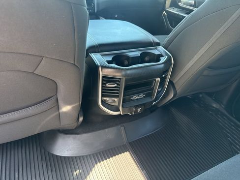 Used 2025 RAM 1500 Big Horn AWD/4WD image 12