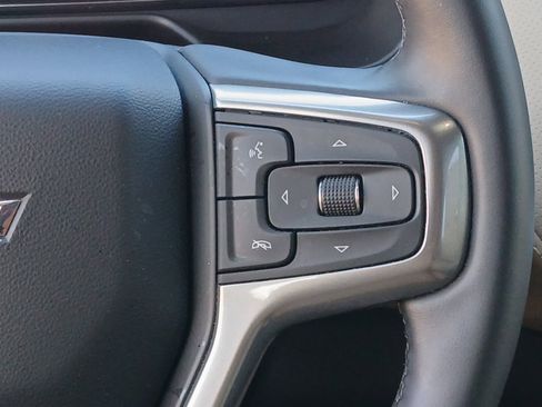 Used 2024 Chevrolet Suburban Premier AWD/4WD image 10
