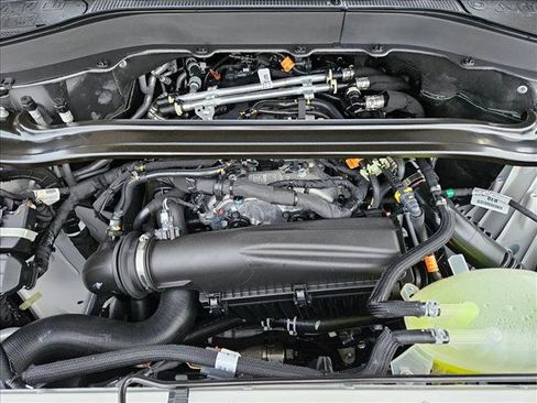 New 2026 Ford Explorer ST-Line w/ ST-Line Street Pack image 17