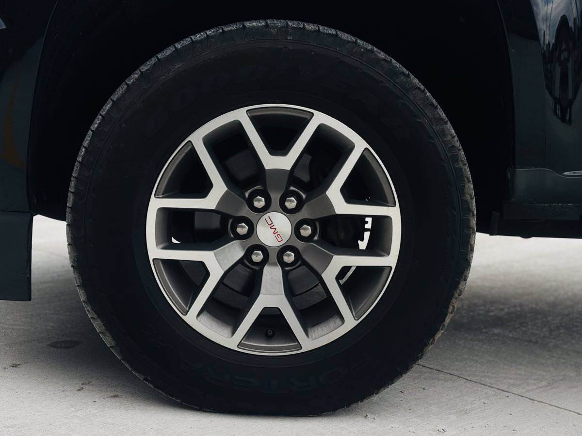 Used 2019 GMC Canyon All Terrain w/ Trailering Package AWD/4WD image 29