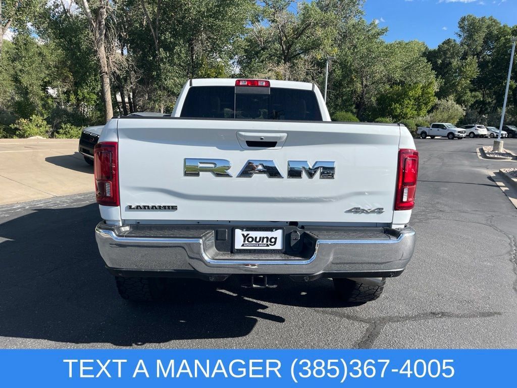 Used 2025 RAM 2500 Laramie AWD/4WD image 4