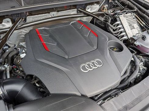 Used 2025 Audi SQ5 Prestige AWD/4WD image 25