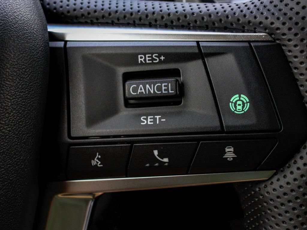 Used 2025 Mitsubishi Outlander SE AWD/4WD image 28