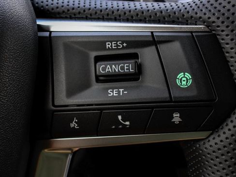 Used 2025 Mitsubishi Outlander SE AWD/4WD image 28