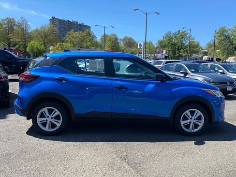 Used 2024 Nissan Kicks S FWD image 2