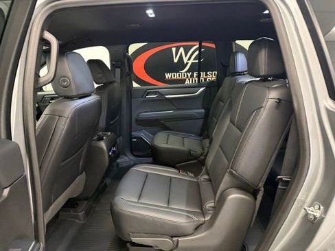 New 2026 GMC Acadia Elevation w/ Black Edition FWD image 16