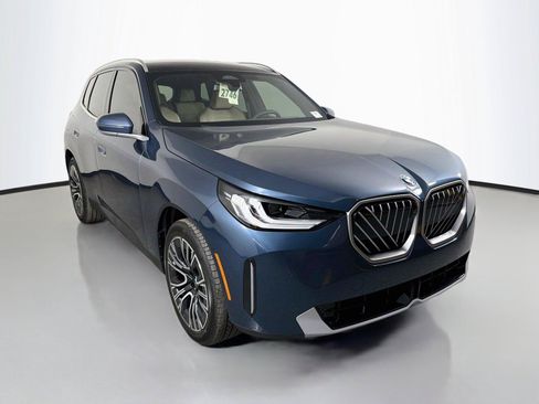 New 2026 BMW X3 xDrive30i w/ Premium Package AWD/4WD image 3