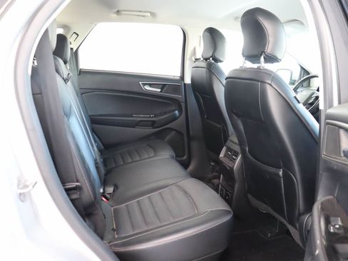 Used 2015 Ford Edge SEL w/ Equipment Group 201A AWD/4WD image 18