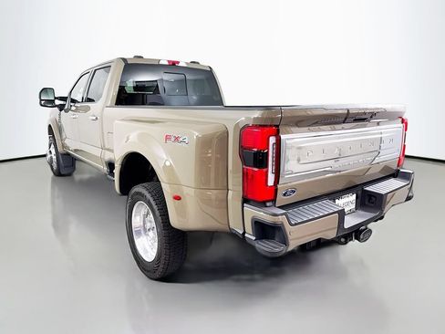 Used 2026 Ford F450 Platinum w/ Platinum Plus Package AWD/4WD image 8