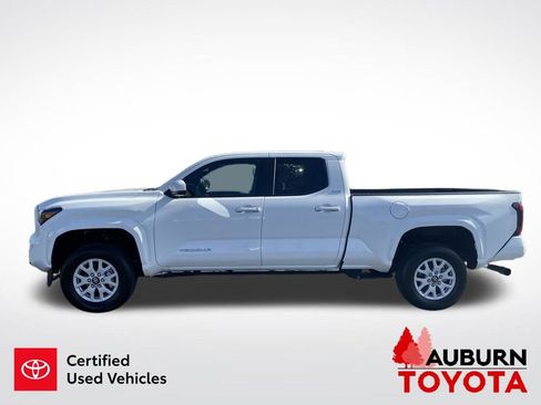 Certified 2024 Toyota Tacoma SR5 AWD/4WD image 5