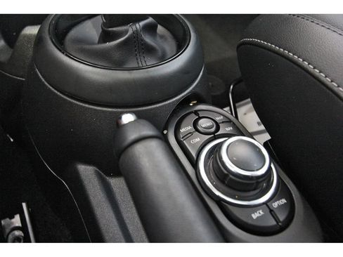 Used 2022 MINI Cooper S w/ Premium Package FWD image 23
