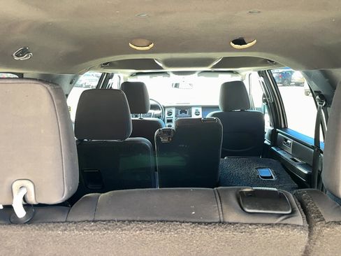 Used 2016 Ford Expedition EL XLT image 10