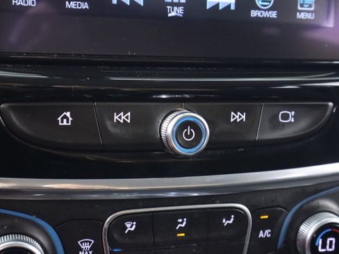 Used 2018 Chevrolet Traverse LT AWD/4WD image 20