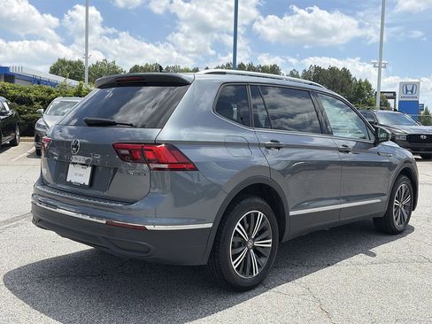 Used 2024 Volkswagen Tiguan Wolfsburg Edition AWD/4WD image 7