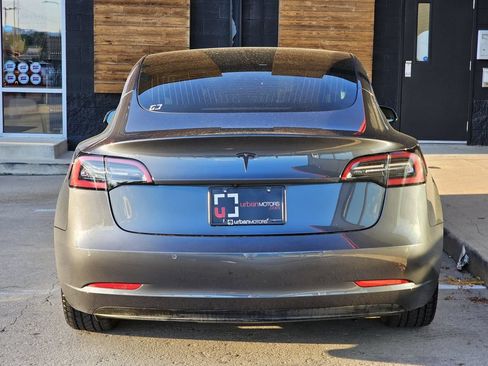 Used 2020 Tesla Model 3 Standard Range Plus RWD image 10
