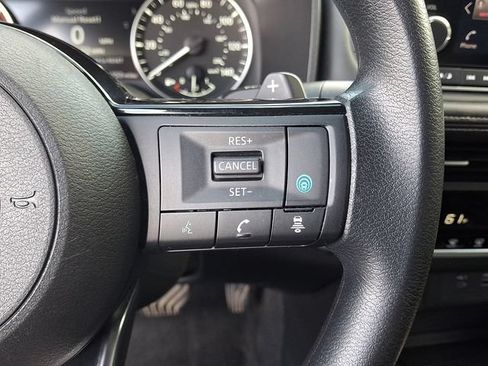 Used 2023 Nissan Rogue SV AWD/4WD image 23